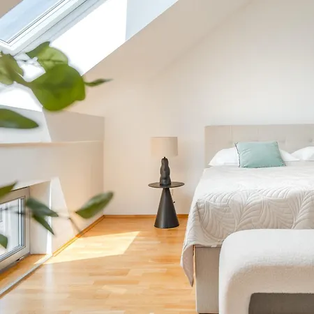 Hakuna Eli Penthouse Terrace Cityview Appartamento Graz