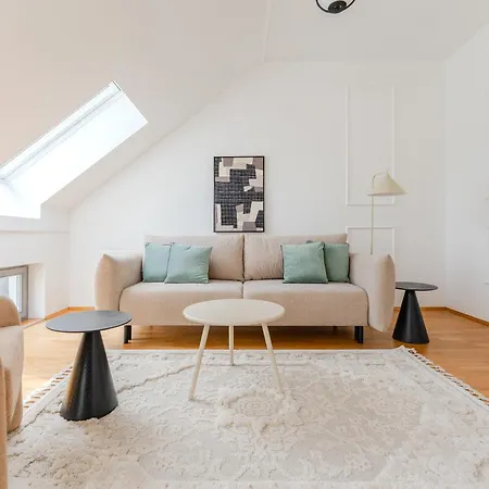 Апартаменти Hakuna Eli Penthouse Terrace Cityview *