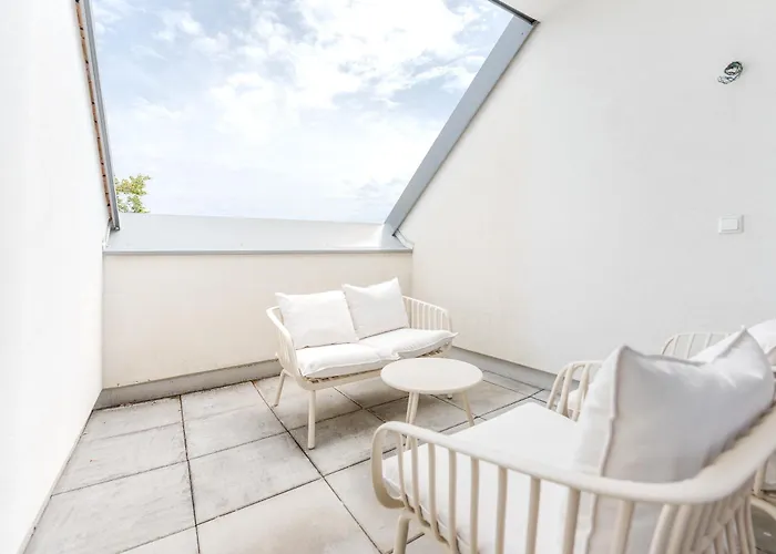 Апартаменти Hakuna Eli Penthouse Terrace Cityview