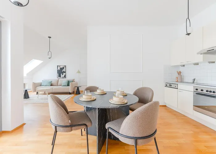 Hakuna Eli Penthouse Terrace Cityview Грац